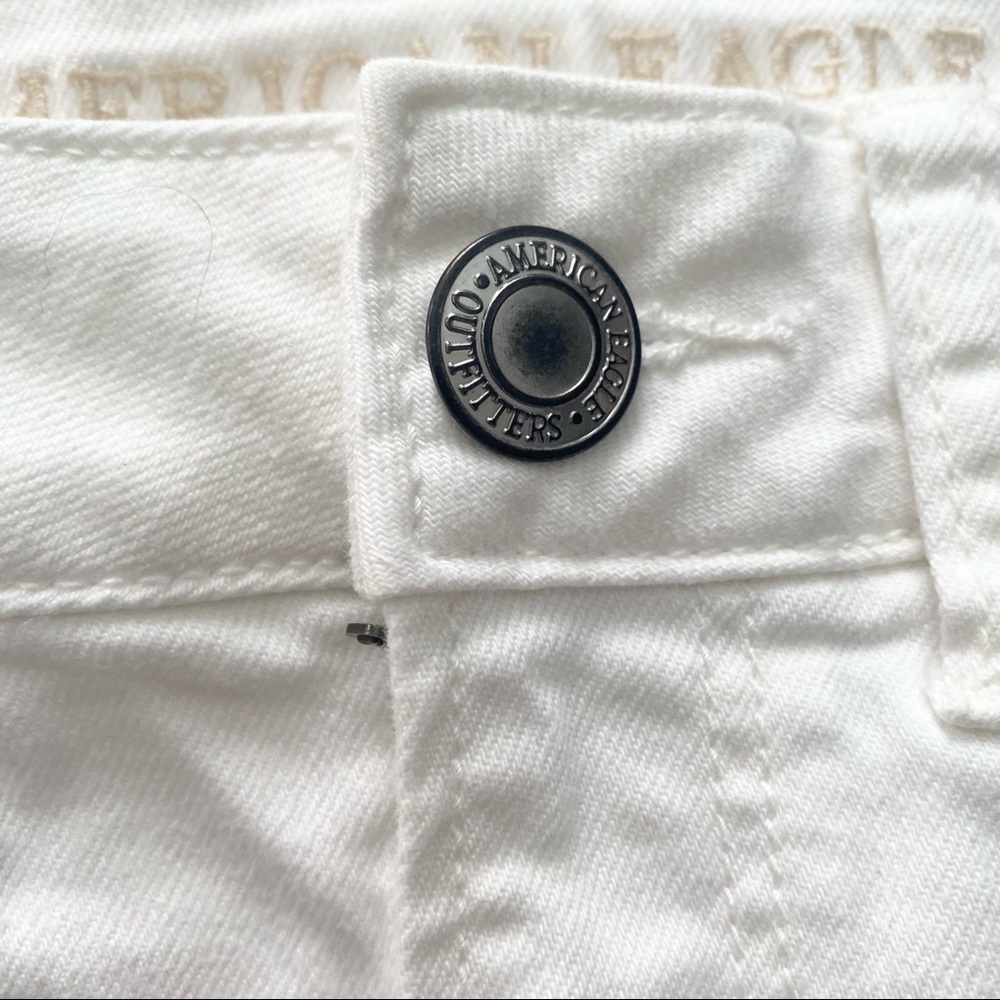 American Eagle White Ripped Jean Shorts - Picture 3 of 10